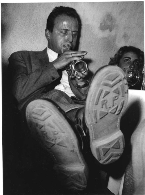 tumblr_naiddm3hck1tj3ueyo1_500