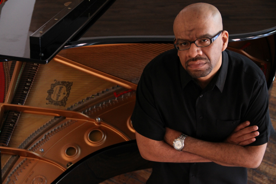 Luis_Perdomo_Press_Photo_Two