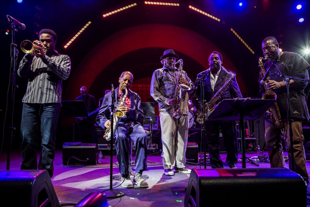 merlin_165737220_2109106c-0476-435a-8330-25c1f669641c-jumbo